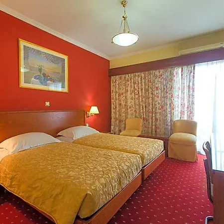 Grand Hotel 3*