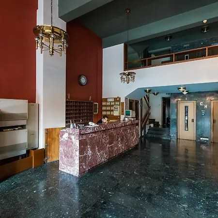 Grand 3* Лариса