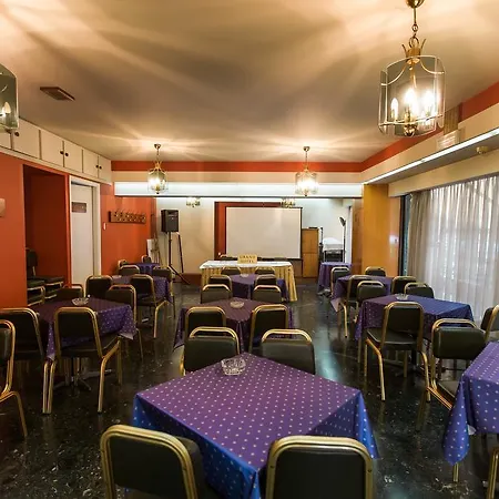 Grand 3* Лариса