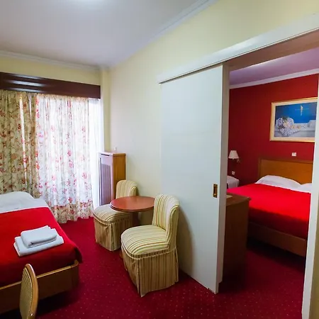 Grand 3* Лариса