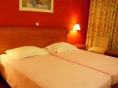 Grand 3* Lárisza
