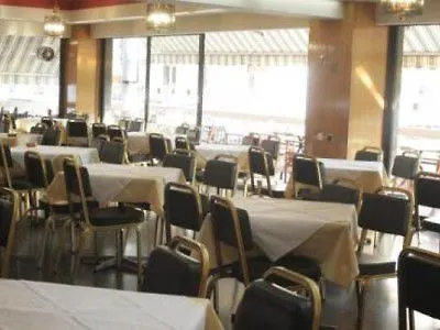 Grand 3* Lárisza